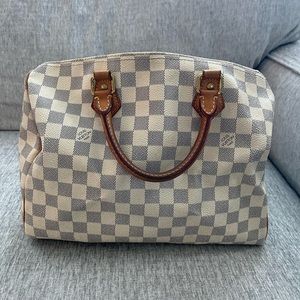 Louis Vuitton Speedy 30 purse